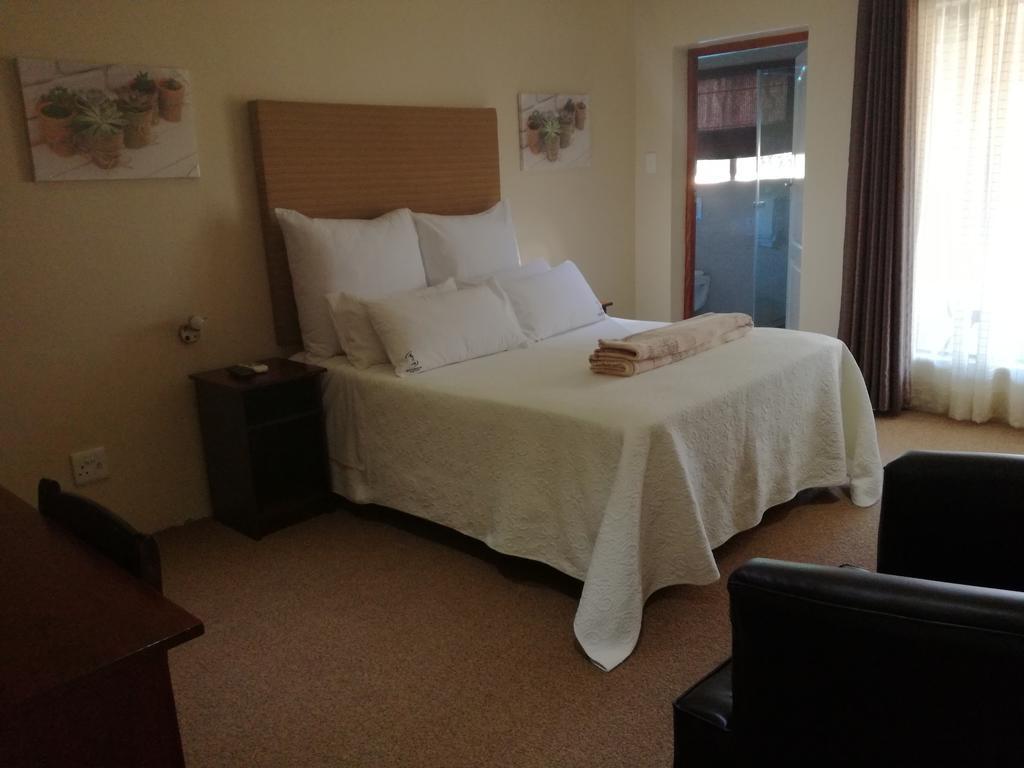 Sedibeng Guest House Vereeniging Esterno foto